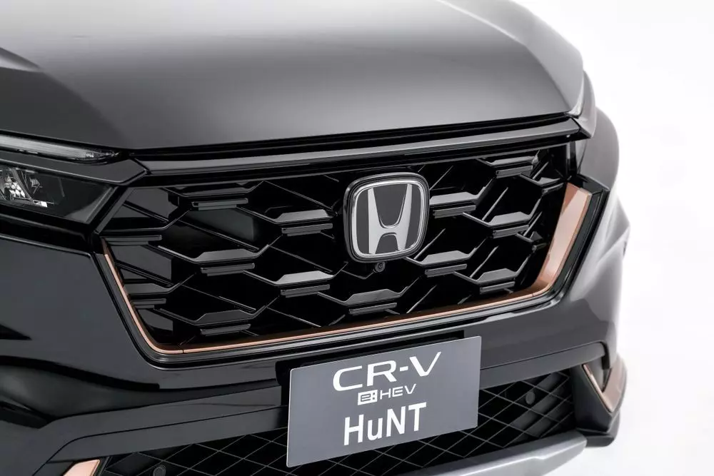 Lưới tản nhiệt của Honda CR-V e:HEV HuNT 2026 Lưới tản nhiệt của Honda CR-V e:HEV HuNT 2026
