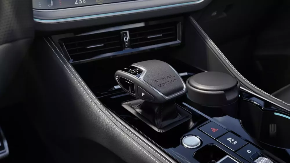 Volkswagen Touareg Final Edition có giá từ 2,55 tỷ đồng tại Anh- Ảnh 8.