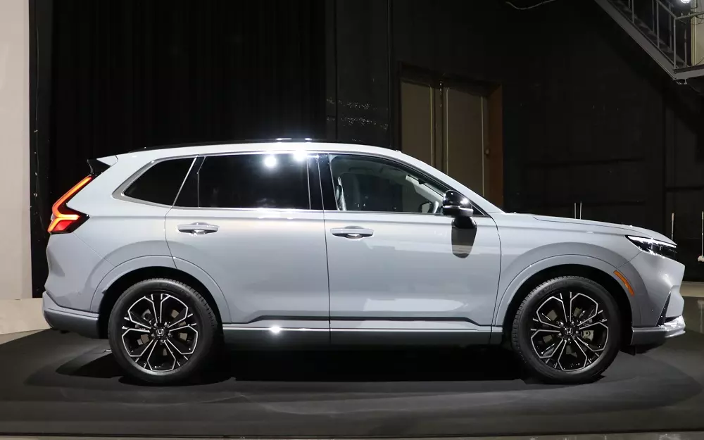 Thiết kế ngoại thất của Honda CR-V 2026 dự kiến không thay đổi nhiều Thiết kế ngoại thất của Honda CR-V 2026 dự kiến không thay đổi nhiều