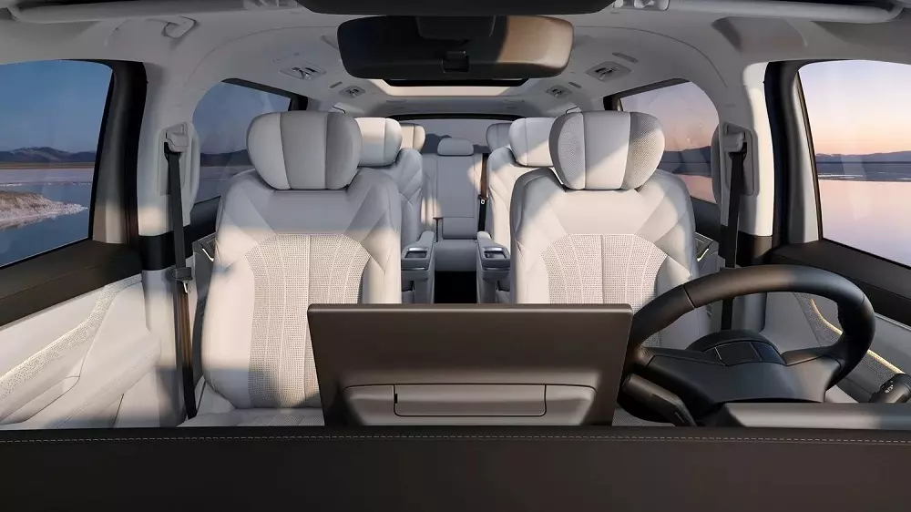 Geely Galaxy V900 sở hữu nội thất 6 chỗ hoặc 8 chỗ