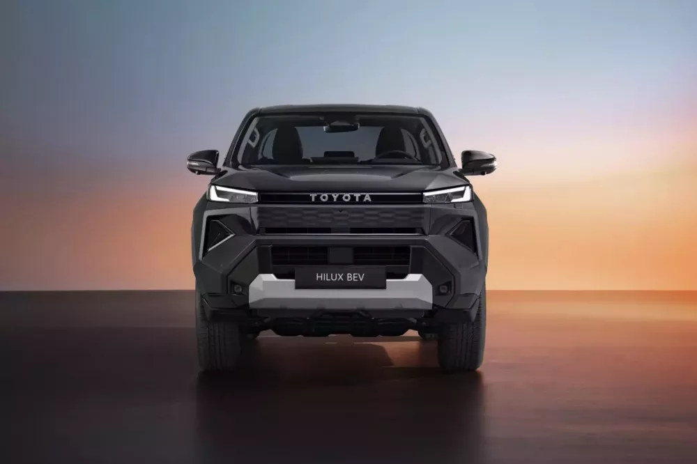 Toyota Hilux 2026 sẽ ra mắt Việt Nam đầu năm sau mới đến thị trường n&agrave;y, gi&aacute; từ 596 triệu đồng- Ảnh 1.