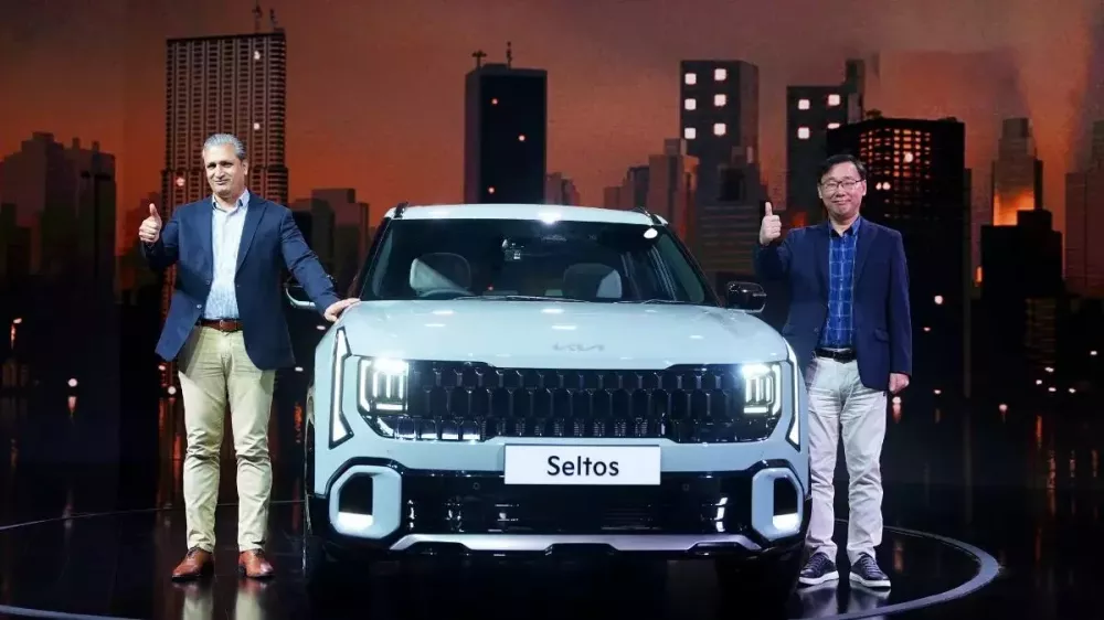 Kia Seltos thế hệ mới ch&iacute;nh thức ra l&ograve;