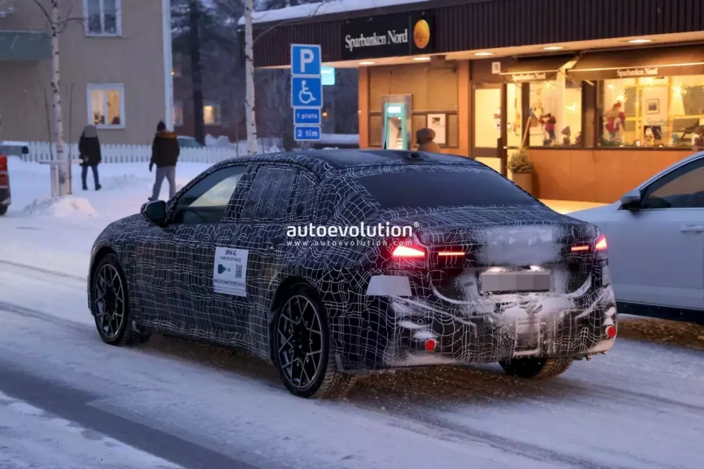 BMW i3 2027 được phát hiện tại Thụy Điển đang hoàn thiện hệ thống hỗ trợ lái xe- Ảnh 3. BMW i3 2027 được phát hiện tại Thụy Điển đang hoàn thiện hệ thống hỗ trợ lái xe- Ảnh 3.