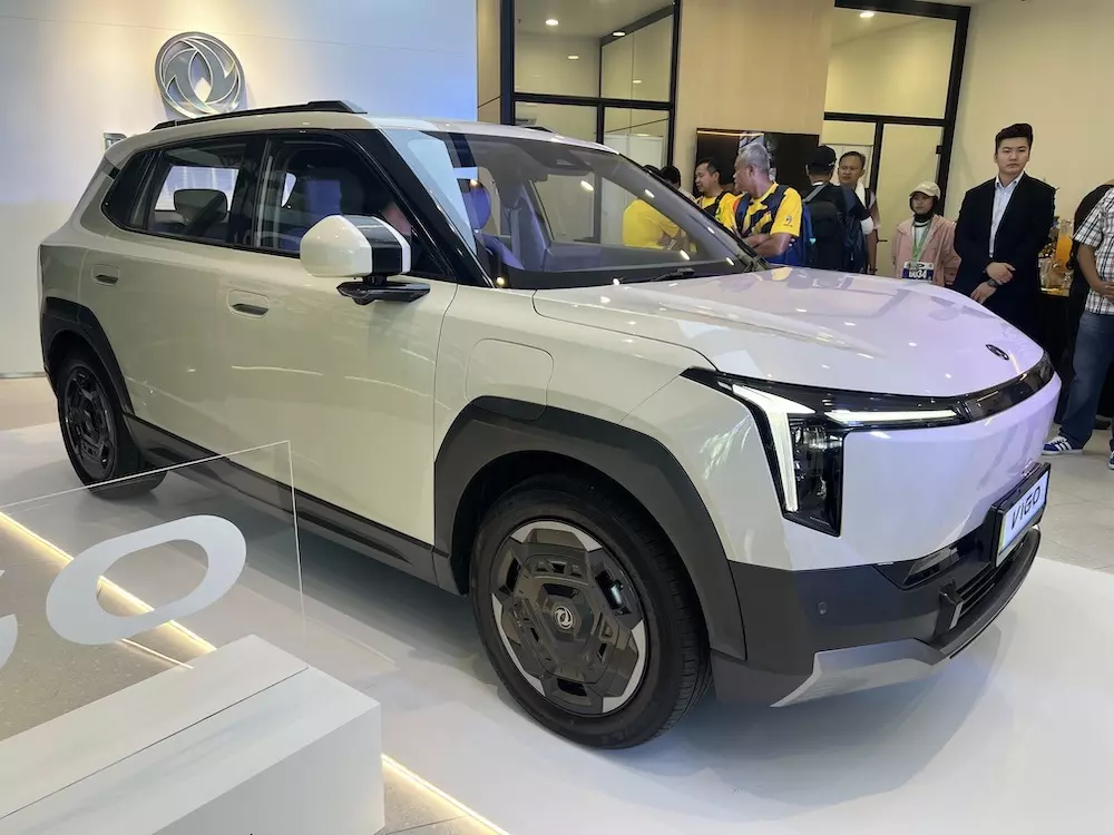 Dongfeng Vigo được trưng bày tại Đông Nam Á trước khi bán ở Việt Nam vào năm sau Dongfeng Vigo được trưng bày tại Đông Nam Á trước khi bán ở Việt Nam vào năm sau