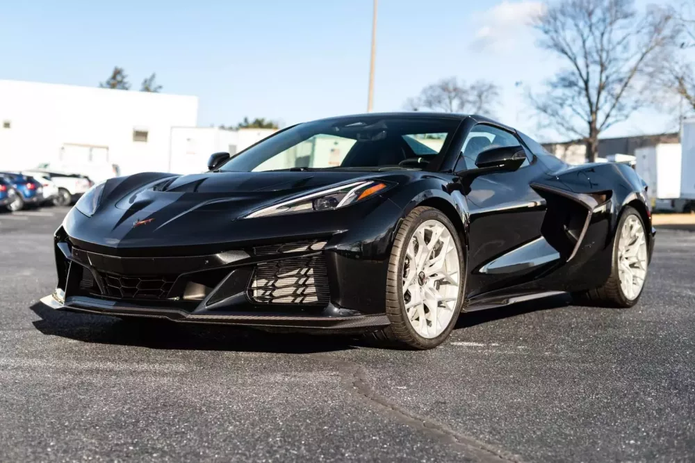 Học theo Ferrari bán LaFerrari nhưng Chevrolet không thể làm được gì khi Corvette ZR1 2026 bị rao bán tràn lan- Ảnh 2. Học theo Ferrari bán LaFerrari nhưng Chevrolet không thể làm được gì khi Corvette ZR1 2026 bị rao bán tràn lan- Ảnh 2.