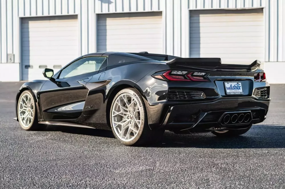 Học theo Ferrari bán LaFerrari nhưng Chevrolet không thể làm được gì khi Corvette ZR1 2026 bị rao bán tràn lan- Ảnh 5. Học theo Ferrari bán LaFerrari nhưng Chevrolet không thể làm được gì khi Corvette ZR1 2026 bị rao bán tràn lan- Ảnh 5.