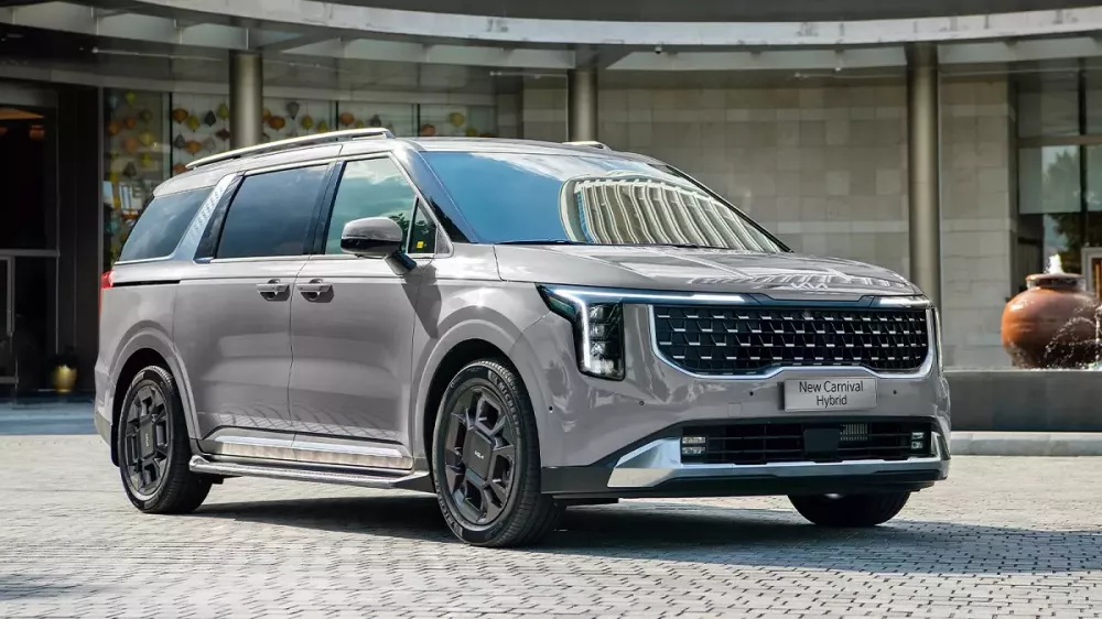 Kia Carnival Hybrid tại Việt Nam c&oacute; th&ecirc;m bản Premium mới