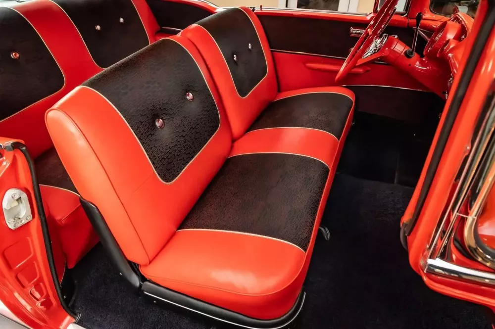 Chiếc Chevrolet cổ điển n&agrave;y đang g&acirc;y sốt v&igrave; một điều m&agrave; kh&ocirc;ng một chiếc xe hiện đại n&agrave;o c&oacute; thể l&agrave;m được- Ảnh 7.