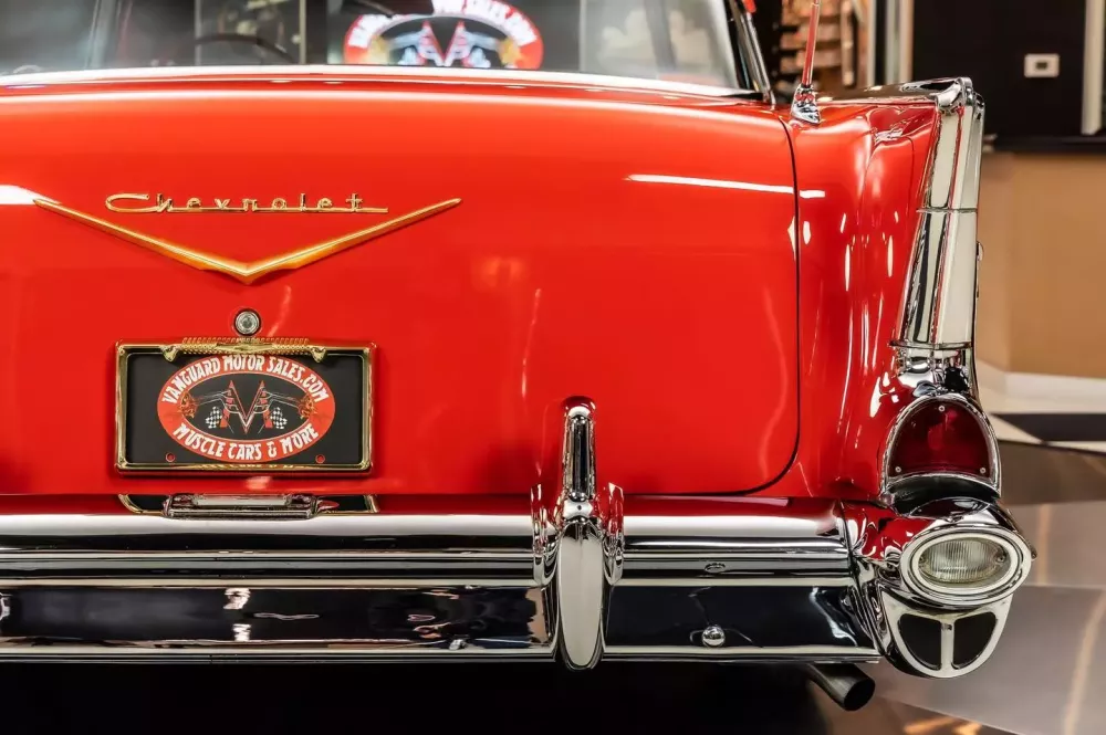 Chiếc Chevrolet cổ điển n&agrave;y đang g&acirc;y sốt v&igrave; một điều m&agrave; kh&ocirc;ng một chiếc xe hiện đại n&agrave;o c&oacute; thể l&agrave;m được- Ảnh 10.