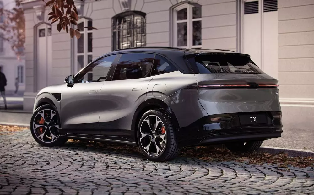 Zeekr 7X nằm trong ph&acirc;n kh&uacute;c SUV hạng D ở Việt Nam