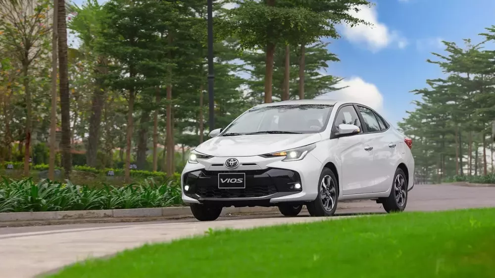 Toyota Vios thăng hoa trong tháng 12/2025, bán chạy hơn người anh em Yaris Cross Toyota Vios thăng hoa trong tháng 12/2025, bán chạy hơn người anh em Yaris Cross