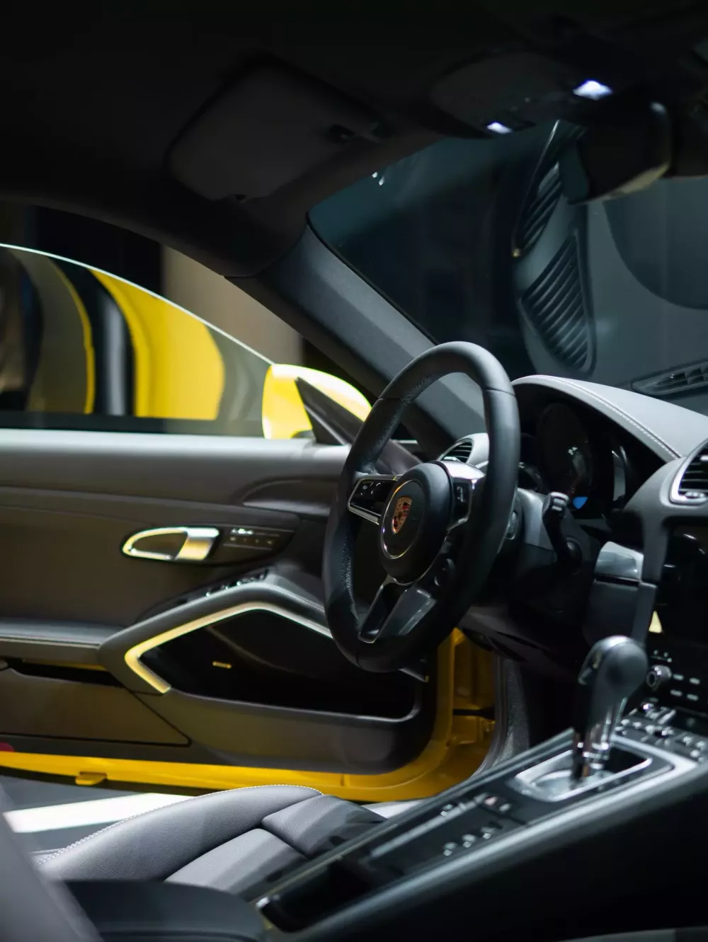 1 trong những chiếc xe Porsche 718 Cayman cuối c&ugrave;ng được b&agrave;n giao ở Việt Nam- Ảnh 8.