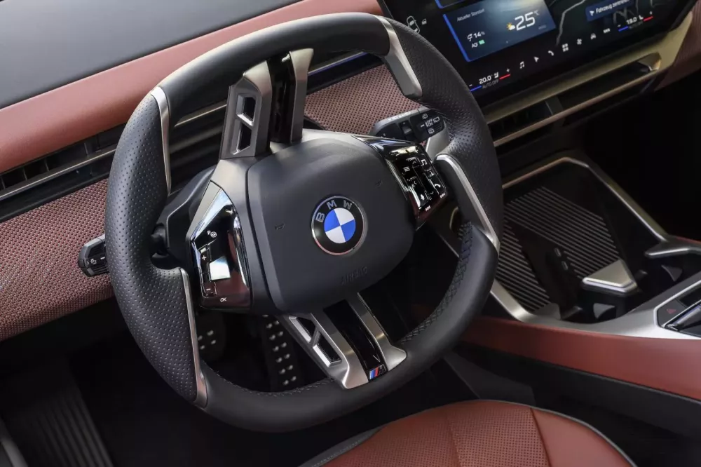 BMW ra mắt iX3 ho&agrave;n to&agrave;n mới với trợ l&yacute; ảo Alexa+ v&agrave; g&oacute;i trang bị Heart of Joy tại Las Vegas- Ảnh 9.