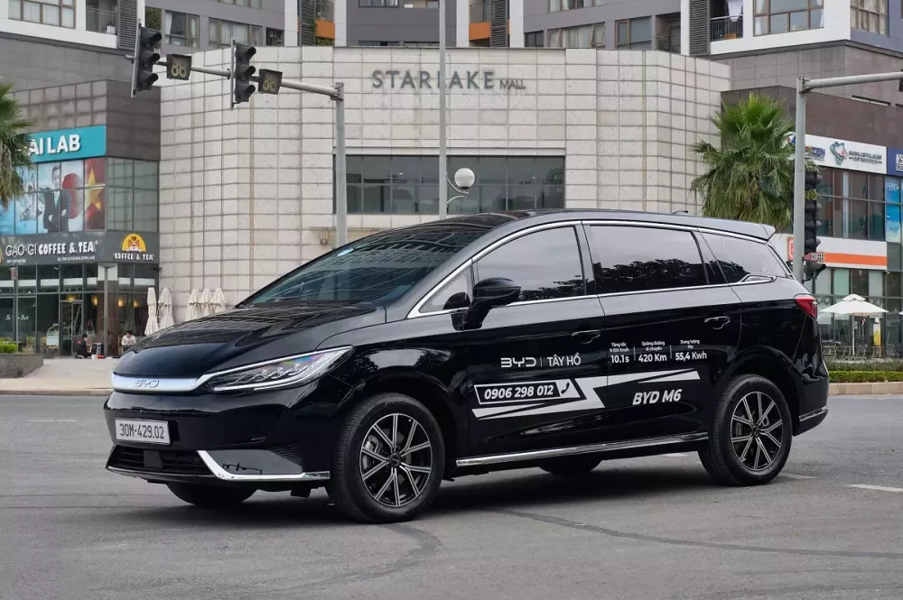 X&eacute;t về k&iacute;ch thước, BYD M6 được định vị ở ph&acirc;n kh&uacute;c MPV cỡ trung.