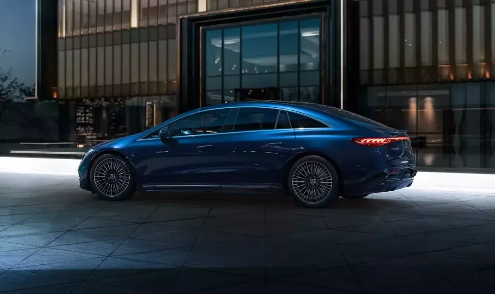 Xe sang Mercedes-Benz đang b&aacute;n tại Việt Nam sẽ bị khai tử v&igrave; doanh số đ&aacute;ng thất vọng