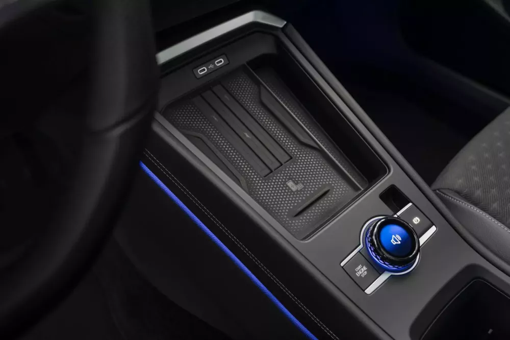 Cận cảnh Volkswagen T-Roc có giá từ 1,1 tỷ đồng, sẽ chỉ có tùy chọn động cơ 1.5 eTSI tại Anh- Ảnh 19. Cận cảnh Volkswagen T-Roc có giá từ 1,1 tỷ đồng, sẽ chỉ có tùy chọn động cơ 1.5 eTSI tại Anh- Ảnh 19.