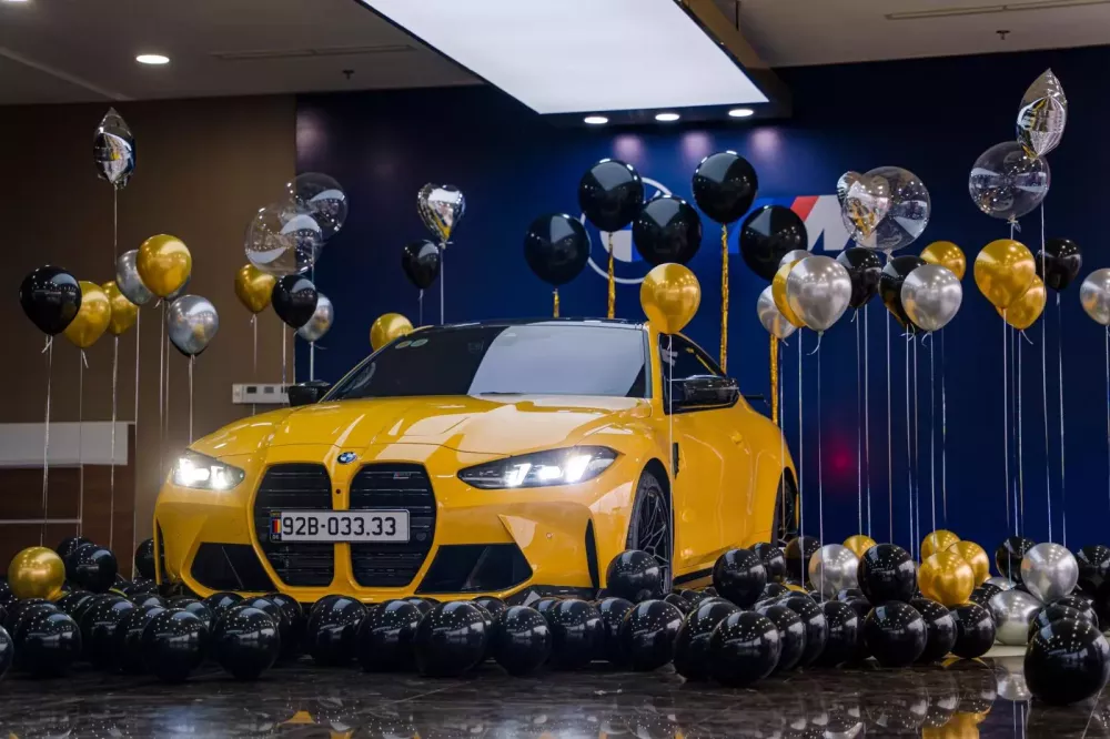 Cận cảnh BMW M4 Competition của người y&ecirc;u xe Đ&agrave; Nẵng mới tậu: M&agrave;u sơn c&aacute; t&iacute;nh, chơi lu&ocirc;n biển tứ qu&yacute; cho đẹp- Ảnh 6.