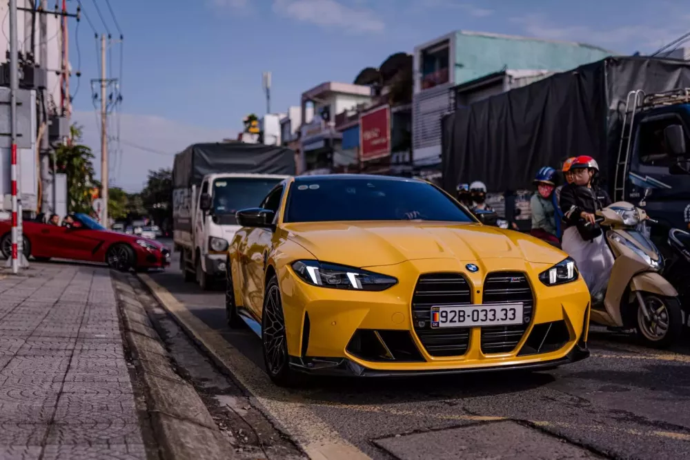 Cận cảnh BMW M4 Competition của người y&ecirc;u xe Đ&agrave; Nẵng mới tậu: M&agrave;u sơn c&aacute; t&iacute;nh, chơi lu&ocirc;n biển tứ qu&yacute; cho đẹp- Ảnh 5.