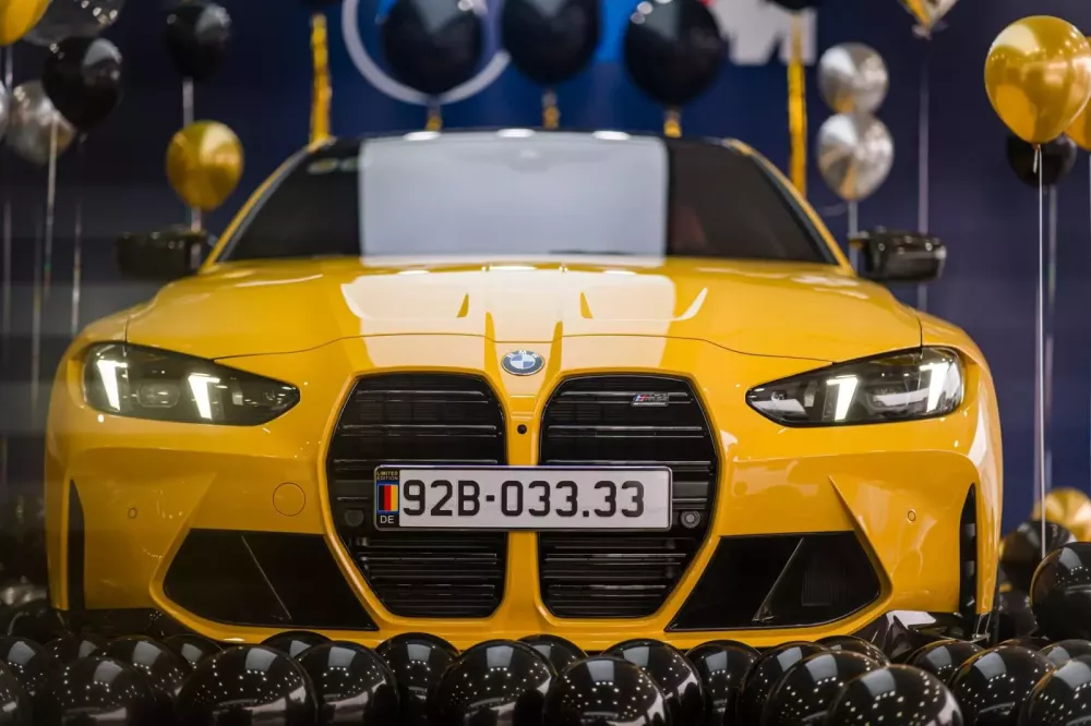 Cận cảnh BMW M4 Competition của người y&ecirc;u xe Đ&agrave; Nẵng mới tậu: M&agrave;u sơn c&aacute; t&iacute;nh, chơi lu&ocirc;n biển tứ qu&yacute; cho đẹp- Ảnh 1.