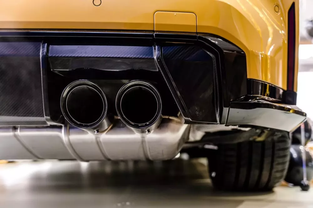 Cận cảnh BMW M4 Competition của người y&ecirc;u xe Đ&agrave; Nẵng mới tậu: M&agrave;u sơn c&aacute; t&iacute;nh, chơi lu&ocirc;n biển tứ qu&yacute; cho đẹp- Ảnh 11.