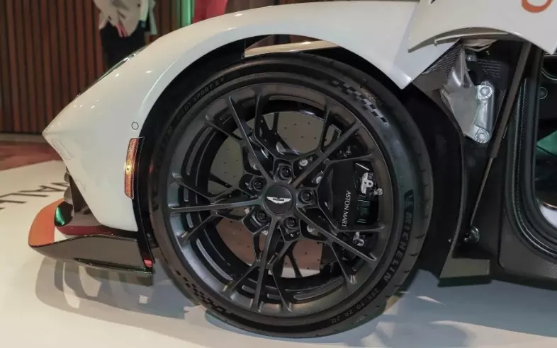 Aston Martin Valhalla bản sản xuất lần đầu đến ch&acirc;u &Aacute;, ng&agrave;y giao xe kh&ocirc;ng c&ograve;n xa- Ảnh 10.