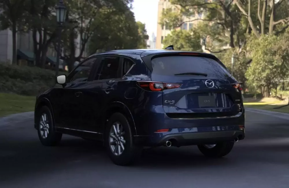 Mazda ra mắt màu xanh Navy Blue Mica hoàn toàn mới, CX-5 là đại diện đầu tiên- Ảnh 5. Mazda ra mắt màu xanh Navy Blue Mica hoàn toàn mới, CX-5 là đại diện đầu tiên- Ảnh 5.