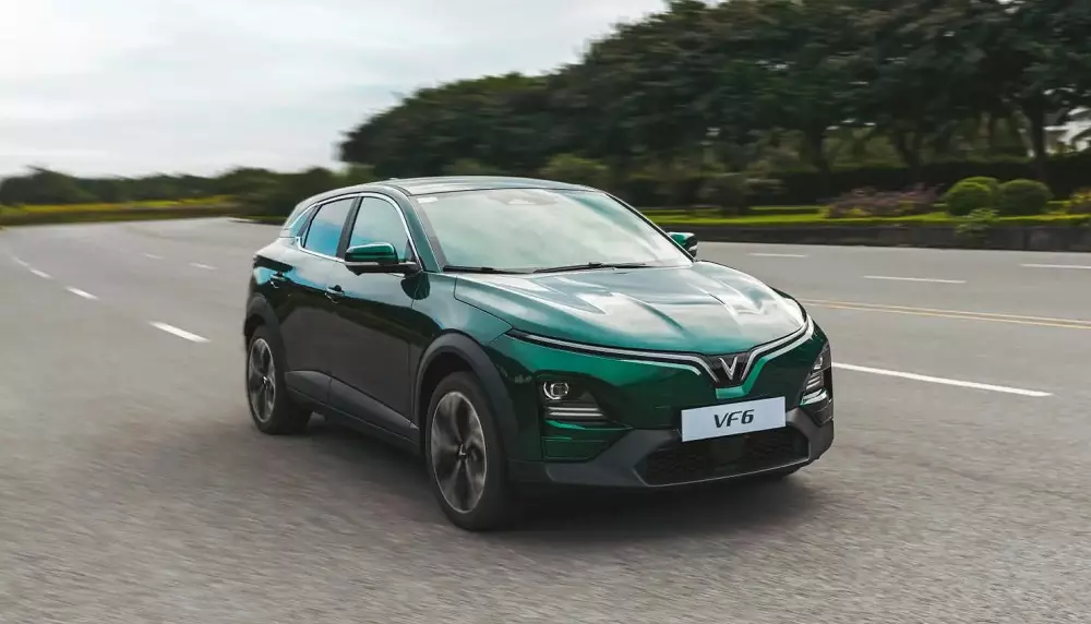 10 &ocirc; t&ocirc; b&aacute;n chạy nhất Việt Nam trong th&aacute;ng 12/2025: Mitsubishi Destinator lọt top ngay sau khi ra mắt - Ảnh 4.