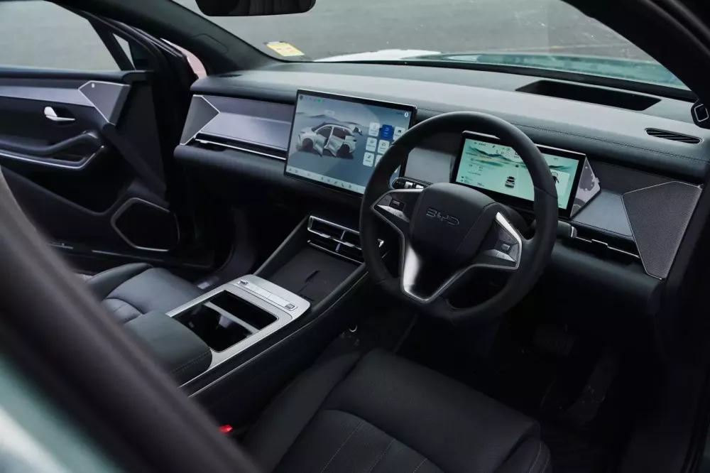 BYD Sealion 8 ch&iacute;nh thức ra mắt xứ sở chuột t&uacute;i với mức gi&aacute; từ 1 tỷ đồng- Ảnh 5.