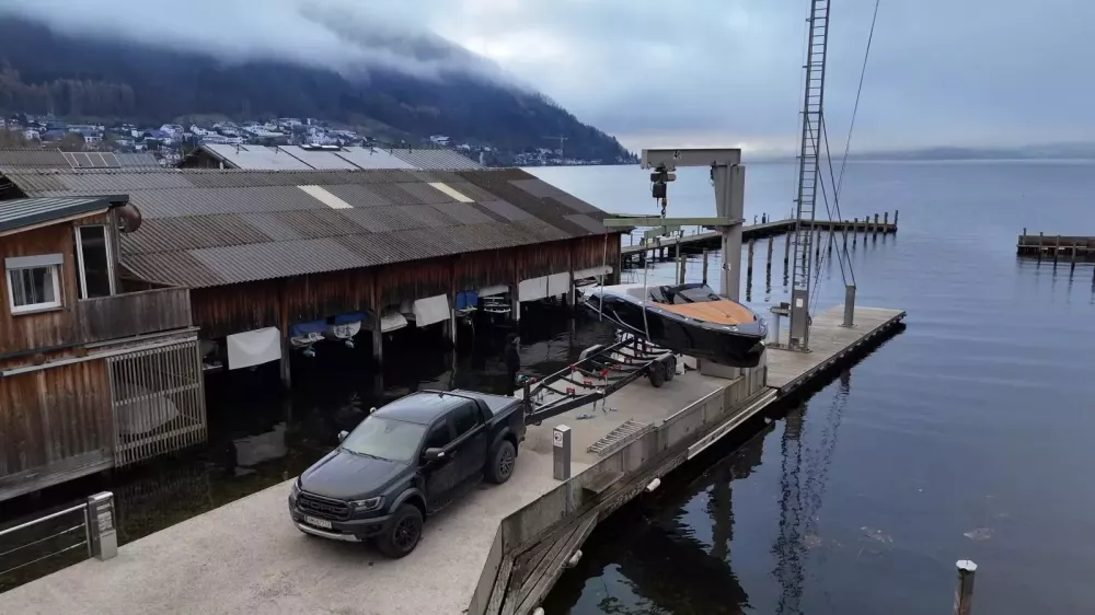 Chi tiết "Porsche Macan" chỉ chạy dưới nước, c&ocirc;ng suất 563 m&atilde; lực- Ảnh 1.