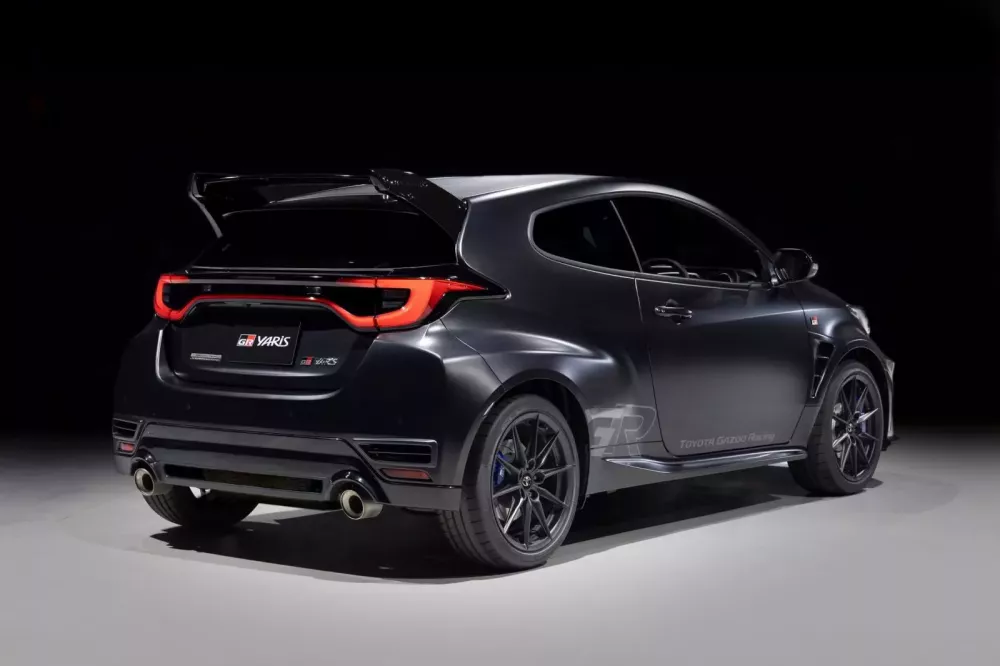 Cận cảnh Toyota GR Yaris Sebastien Ogier: Phi&ecirc;n bản tri &acirc;n d&agrave;nh cho tay đua WRC, giới hạn 200 chiếc- Ảnh 3.