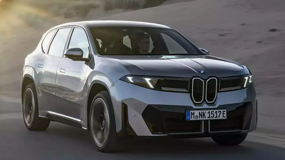 SUV hạng sang BMW iX3 &ldquo;ch&aacute;y h&agrave;ng&rdquo; d&ugrave; chưa được b&agrave;n giao cho kh&aacute;ch