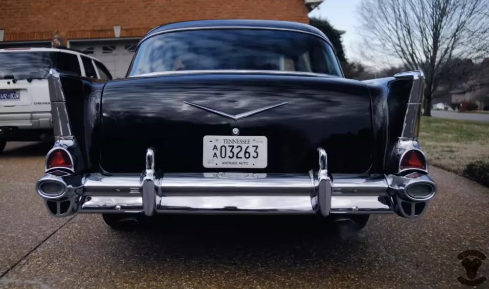 Mua Chevrolet 210 với gi&aacute; 375 đ&ocirc; la l&uacute;c 16 tuổi, 58 năm sau, vẫn l&aacute;i bạn gi&agrave; tr&ecirc;n mọi nẻo đường- Ảnh 4.