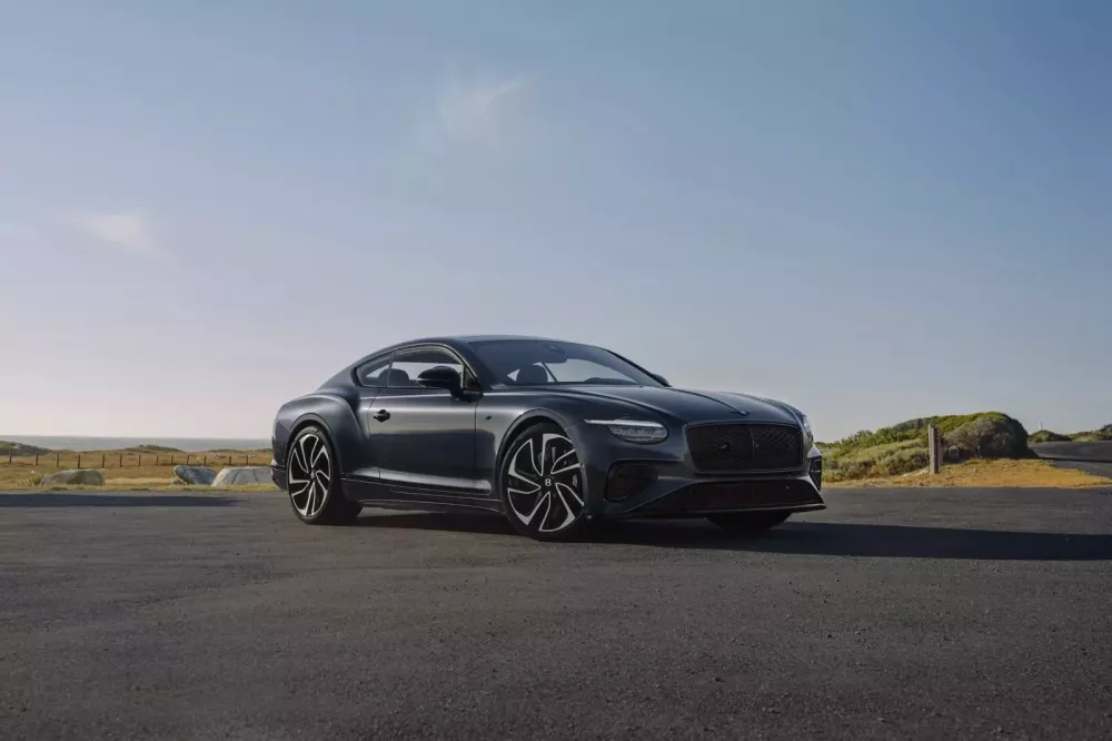 Bentley Continental GT S thế hệ mới ra mắt: Bỏ m&aacute;y W12 để chuyển sang hệ thống hybrid- Ảnh 1.