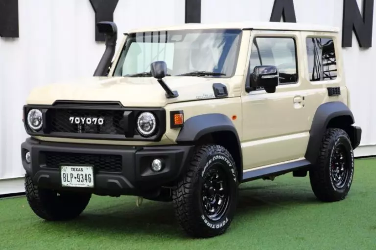Suzuki Jimny với thiết kế nh&aacute;i Toyota Land Cruiser 70 Series