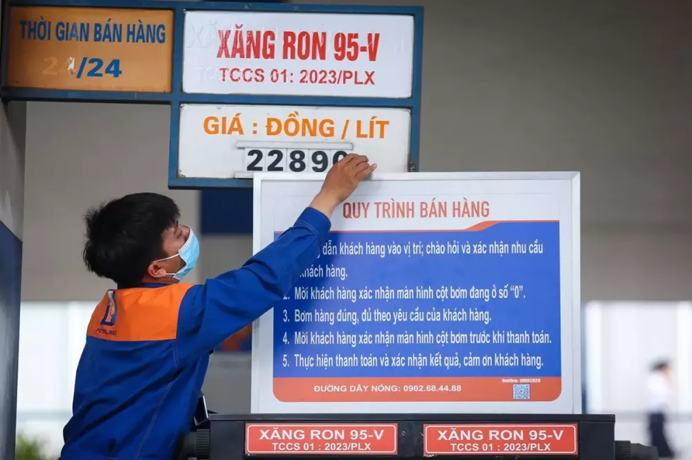 Từ ng&agrave;y 1/6/2026, xăng RON 95 sẽ bị khai tử ho&agrave;n to&agrave;n, người Việt chỉ c&oacute; thể mua xăng sinh học