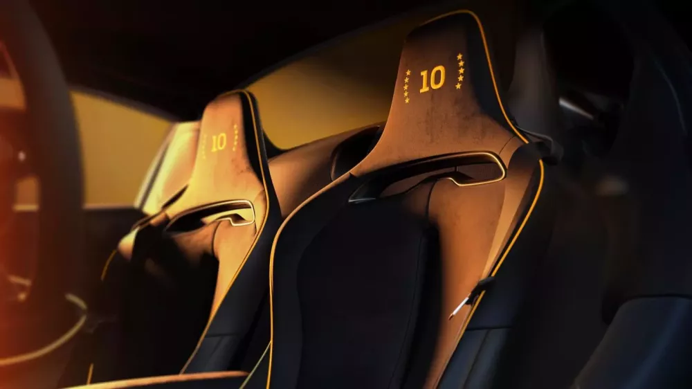 Ra mắt McLaren Artura MCL39 Champion Edition m&agrave;u cam Myanmar nổi bật, giới hạn 10 chiếc- Ảnh 6.