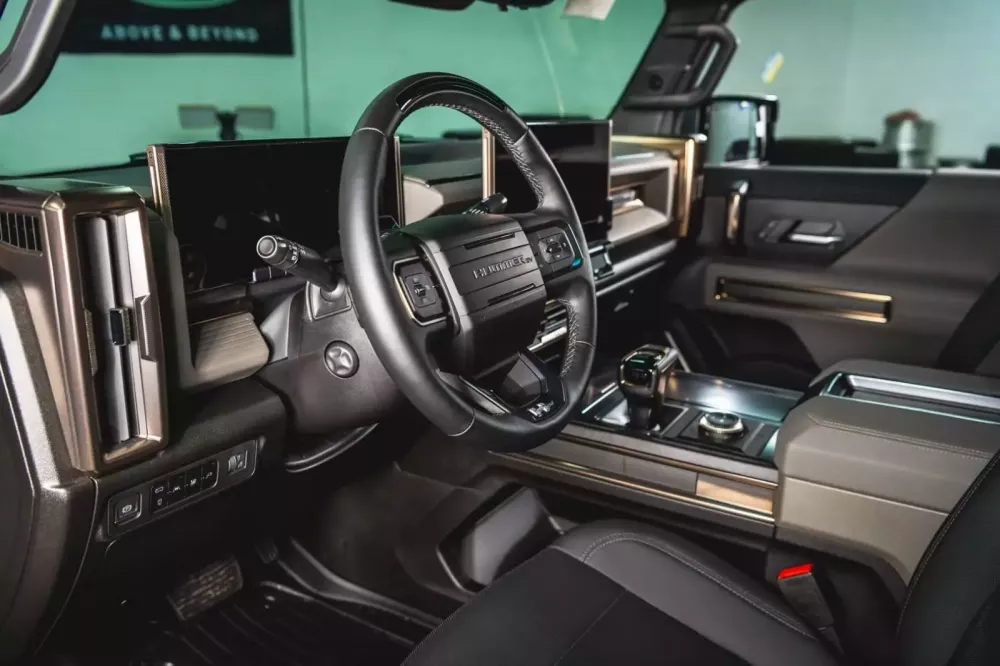 Qua rồi thời kỳ gi&aacute; bị thổi tăng v&egrave;o v&egrave;o, SUV điện Hummer giờ đ&acirc;y c&oacute; gi&aacute; kh&aacute; dễ chịu- Ảnh 5.