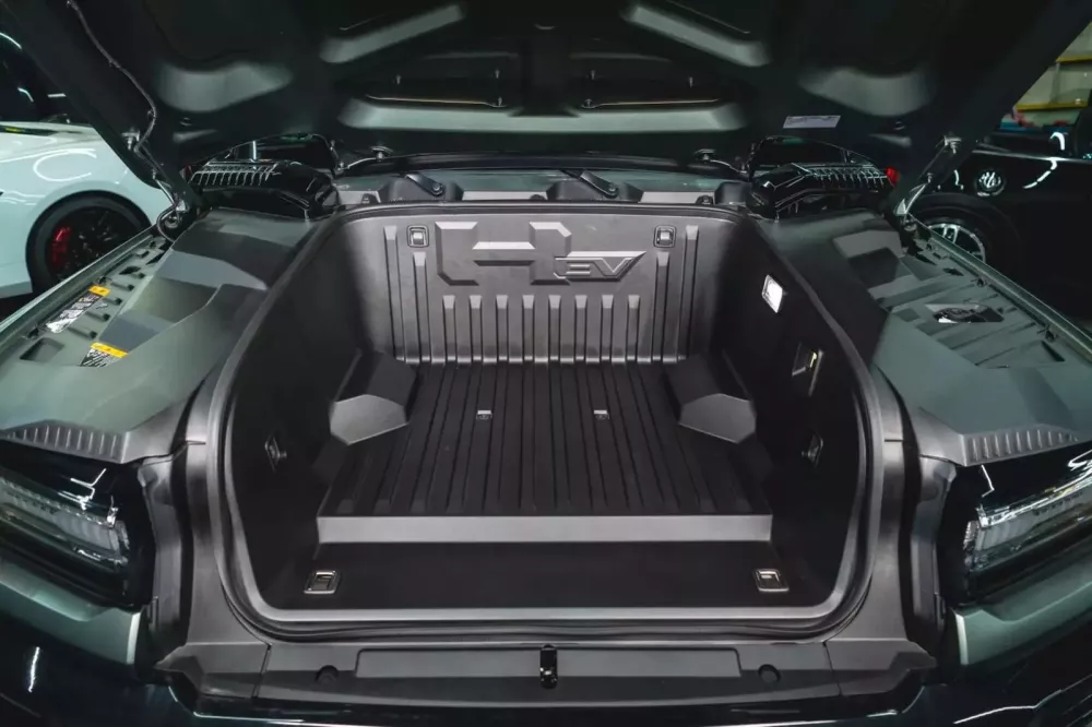 Qua rồi thời kỳ gi&aacute; bị thổi tăng v&egrave;o v&egrave;o, SUV điện Hummer giờ đ&acirc;y c&oacute; gi&aacute; kh&aacute; dễ chịu- Ảnh 7.
