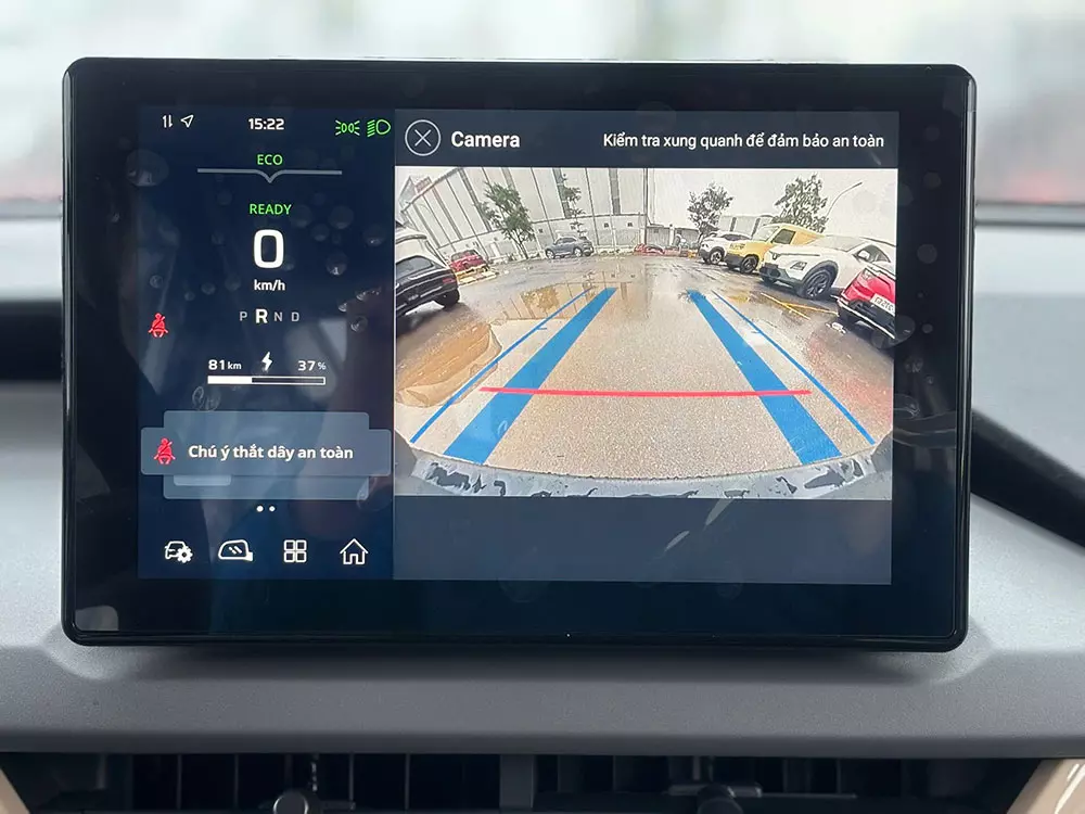 Cận cảnh VinFast VF3 Plus 2026 tại đại l&yacute;, trang bị "xịn s&ograve;" hơn, gi&aacute; ưu đ&atilde;i chưa đến 300 triệu đồng - Ảnh 8.