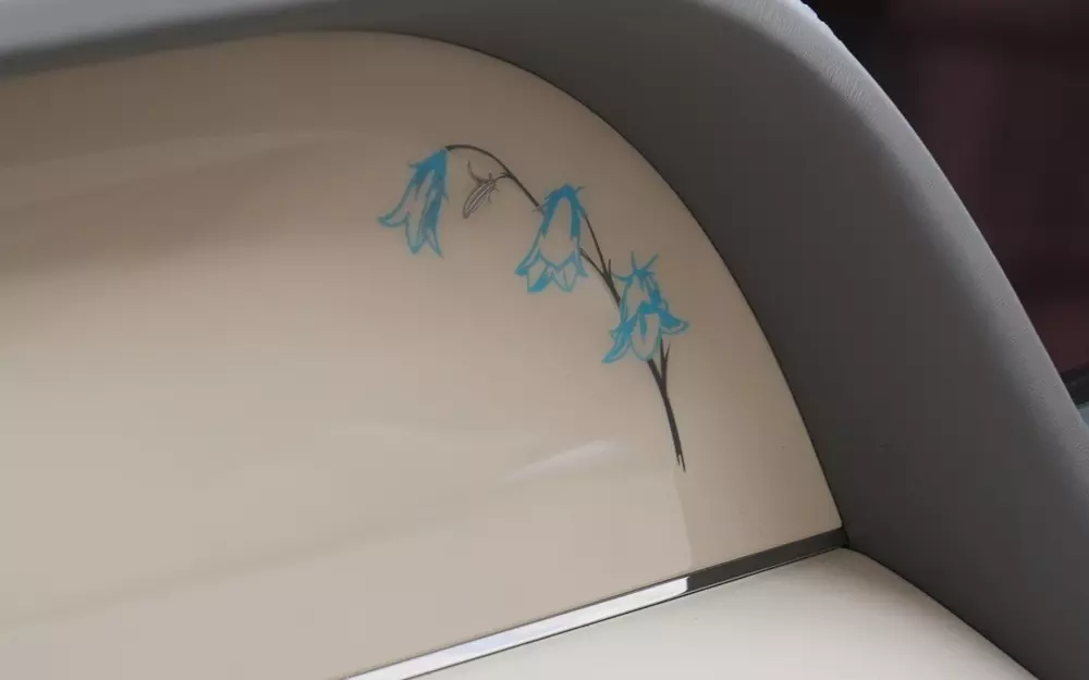 Ngắm hình ảnh "bằng xương bằng thịt" của Bentley Bentayga phiên bản dành cho phái nữ - Ảnh 8. Ngắm hình ảnh "bằng xương bằng thịt" của Bentley Bentayga phiên bản dành cho phái nữ - Ảnh 8.