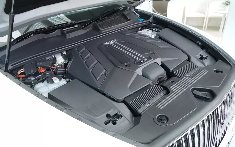 Ngắm hình ảnh "bằng xương bằng thịt" của Bentley Bentayga phiên bản dành cho phái nữ - Ảnh 9. Ngắm hình ảnh "bằng xương bằng thịt" của Bentley Bentayga phiên bản dành cho phái nữ - Ảnh 9.