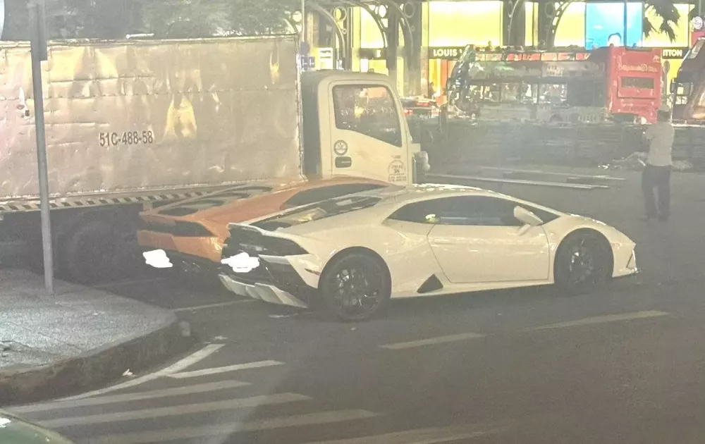 Cặp đ&ocirc;i si&ecirc;u xe Lamborghini Huracan đẹp mắt của những người chơi xe Tp.HCM- Ảnh 2.