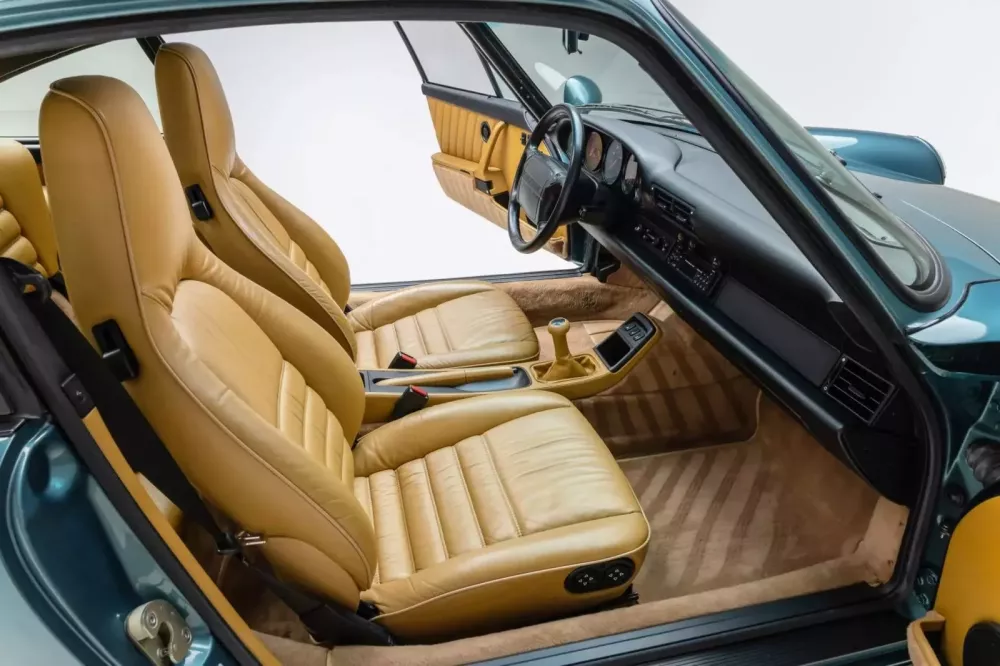 M&ecirc; mệt với chiếc Porsche 911 Turbo đời 1991 trong t&igrave;nh trạng ho&agrave;n hảo, chỉ mới chạy 16.000 dặm- Ảnh 9.