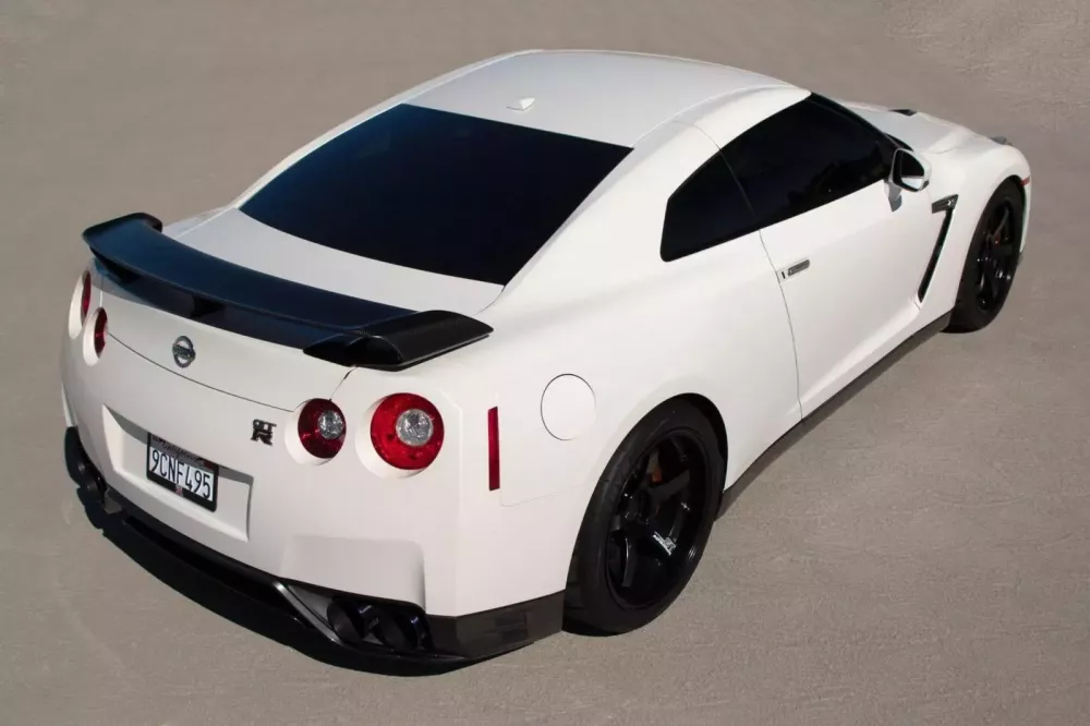 Mặc d&ugrave; đ&atilde; ngừng sản xuất v&agrave; bị khai tử nhưng chiếc Nissan GT-R thế hệ R35 n&agrave;y vẫn...- Ảnh 1.