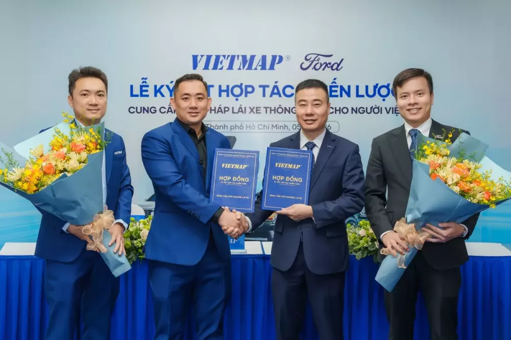 Ford Việt Nam v&agrave; Vietmap k&yacute; kết hợp t&aacute;c chiến lược - Ảnh 1.