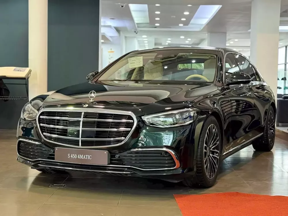 Sedan hạng sang cỡ lớn Mercedes-Benz S-Class giảm gi&aacute; đến 1,2 tỷ đồng để xả h&agrave;ng tồn ở Việt Nam - Ảnh 3.