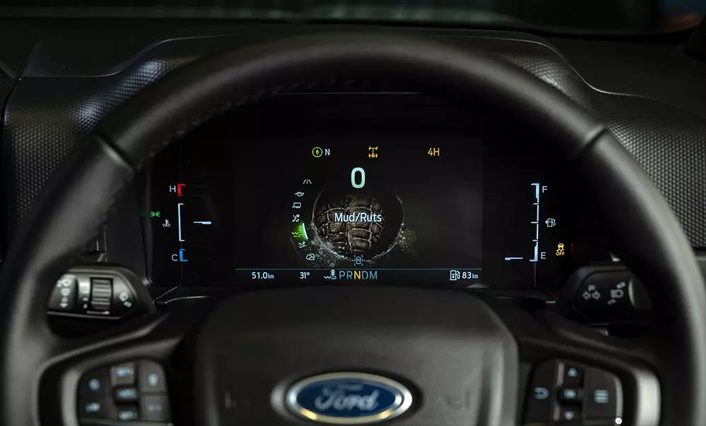 Cận cảnh Ford Ranger Super Duty d&agrave;nh cho Đ&ocirc;ng Nam &Aacute;: d&ugrave;ng m&aacute;y dầu V6, gi&aacute; &iacute;t nhất 1,31 tỷ đồng - Ảnh 11.