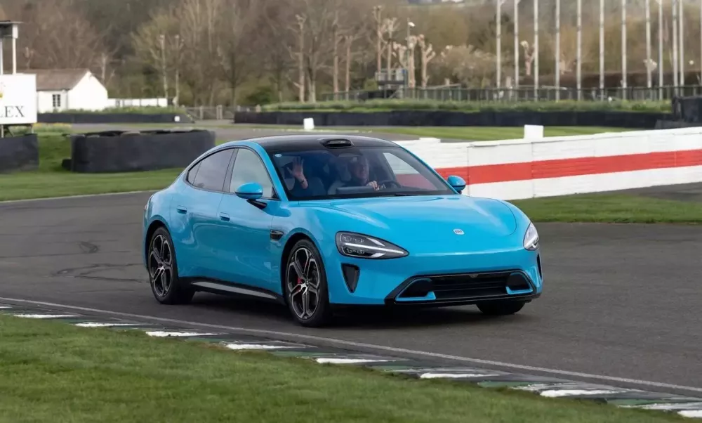 Xiaomi SU7 2026 b&aacute;n ra 15.000 xe chỉ trong 34 ph&uacute;t - Ảnh 1.