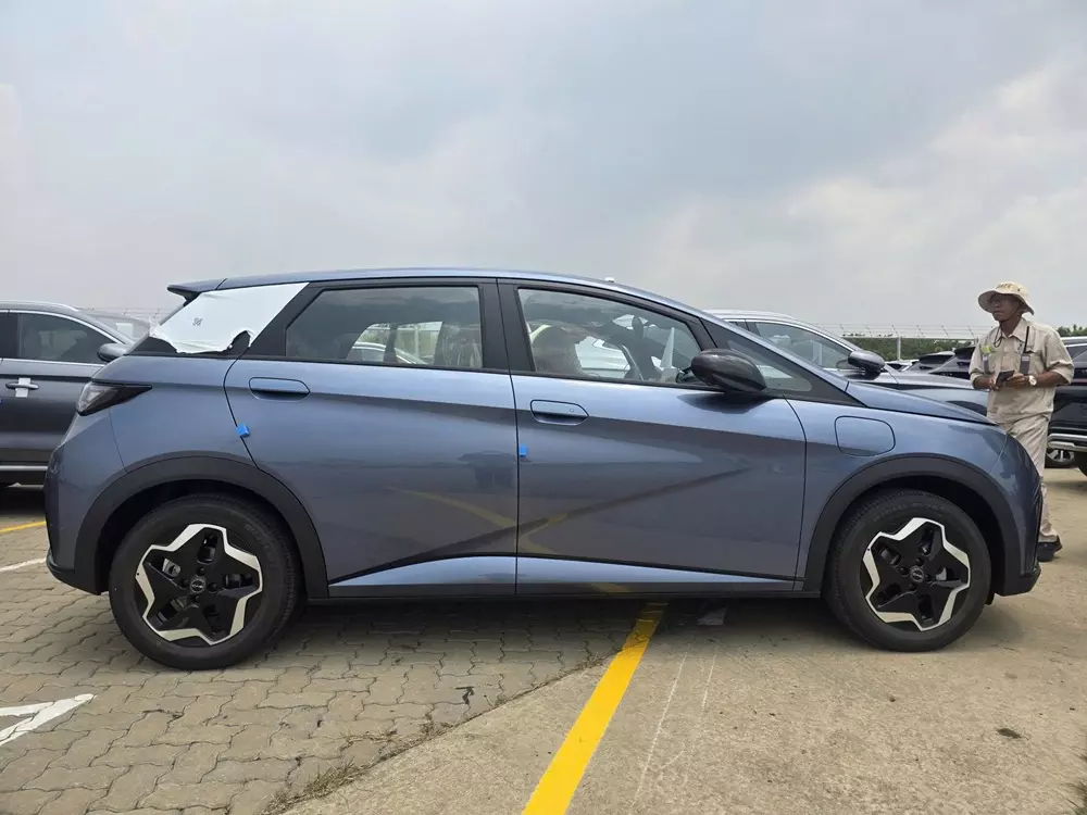 BYD Dolphin phiên bản mới cập bến Việt Nam - Ảnh 3. BYD Dolphin phiên bản mới cập bến Việt Nam - Ảnh 3.