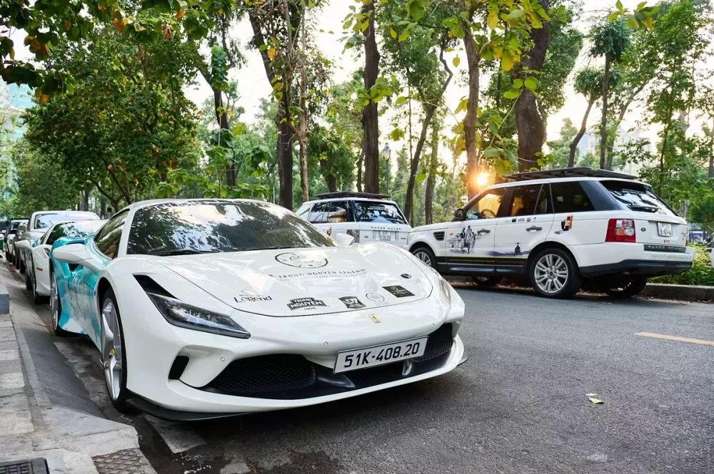 Dàn siêu xe và SUV “chất lừ” chinh phục 5.000 km cùng hành trình từ trái tim 2026 - Ảnh 2. Dàn siêu xe và SUV “chất lừ” chinh phục 5.000 km cùng hành trình từ trái tim 2026 - Ảnh 2.